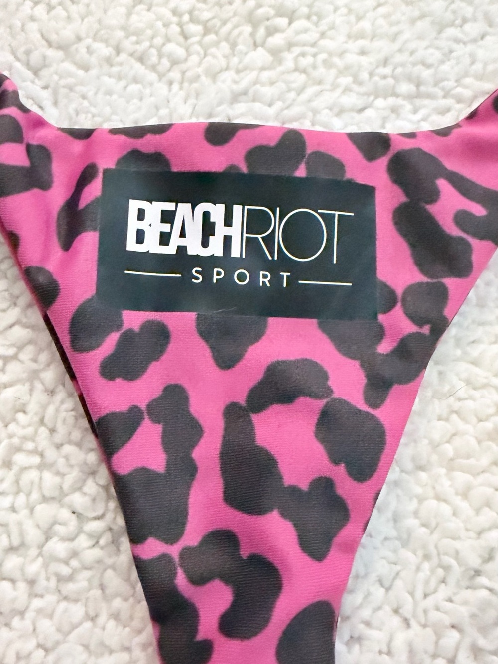 Beach Riot Twist-Front Racerback Sports Bra - Picture 6 of 7